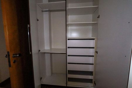 Apartamento para alugar com 182m², 3 quartos e 2 vagasQuarto 1