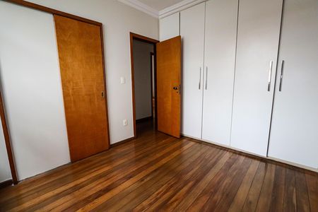 Apartamento para alugar com 182m², 3 quartos e 2 vagasQuarto Suíte