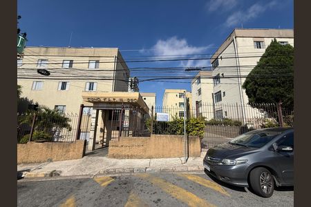 Apartamento para alugar com 50m², 2 quartos e sem vaga Apartamento para alugar com 50m², 2 quartos e sem vagaFachada