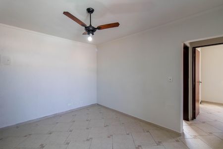 Sala de apartamento para alugar com 2 quartos, 50m² em Jardim Cocaia, Guarulhos