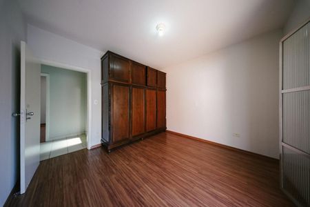 Quarto 1 de casa para alugar com 2 quartos, 120m² em Parque Cisper, São Paulo