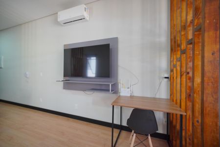 Sala de kitnet/studio para alugar com 1 quarto, 65m² em Ingleses do Rio Vermelho, Florianópolis