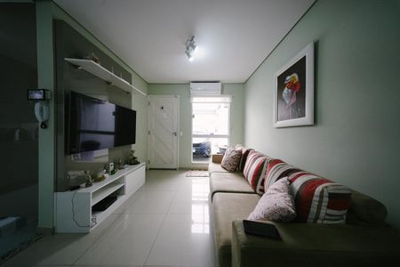 Sala de casa à venda com 2 quartos, 60m² em Vila Guilhermina, São Paulo