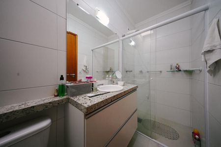 Casa à venda com 60m², 2 quartos e 2 vagas Casa à venda com 60m², 2 quartos e 2 vagasBanheiro da Suíte 1