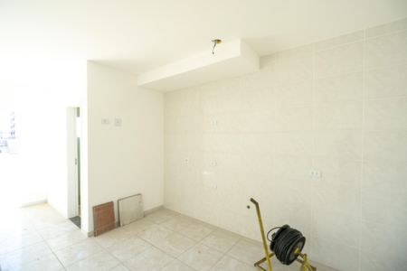 Cozinha de kitnet/studio para alugar com 1 quarto, 36m² em Vila Granada, São Paulo