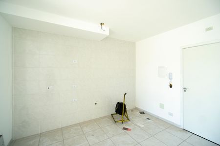 Cozinha de kitnet/studio para alugar com 1 quarto, 36m² em Vila Granada, São Paulo