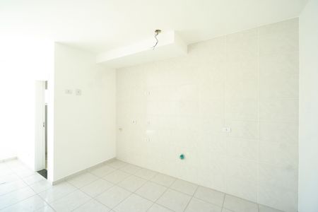 Cozinha de kitnet/studio para alugar com 1 quarto, 39m² em Vila Granada, São Paulo