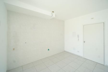 Cozinha de kitnet/studio para alugar com 1 quarto, 39m² em Vila Granada, São Paulo