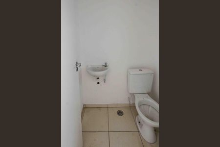 Studio para alugar com 35m², 1 quarto e sem vaga Studio para alugar com 35m², 1 quarto e sem vagaBanheiro