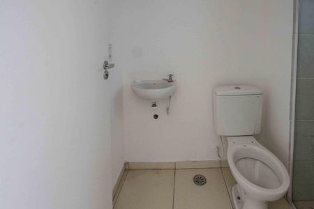 Studio para alugar com 35m², 1 quarto e sem vaga Studio para alugar com 35m², 1 quarto e sem vagaBanheiro