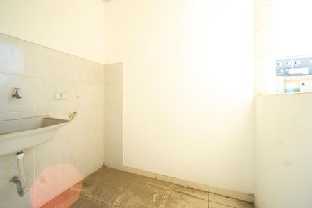 Área de serviço de kitnet/studio para alugar com 1 quarto, 35m² em Vila Granada, São Paulo
