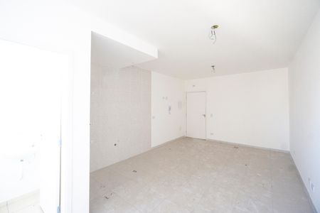 Sala quarto e cozinha de kitnet/studio para alugar com 1 quarto, 36m² em Vila Granada, São Paulo