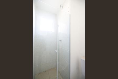 Banheiro  de kitnet/studio para alugar com 1 quarto, 36m² em Vila Granada, São Paulo