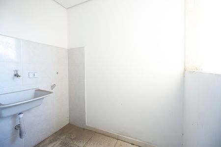 Área de serviço de kitnet/studio para alugar com 1 quarto, 36m² em Vila Granada, São Paulo