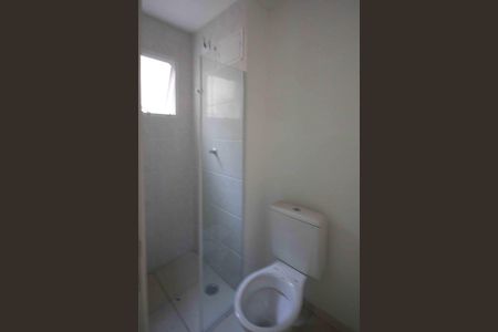 Banheiro de kitnet/studio para alugar com 1 quarto, 34m² em Vila Granada, São Paulo