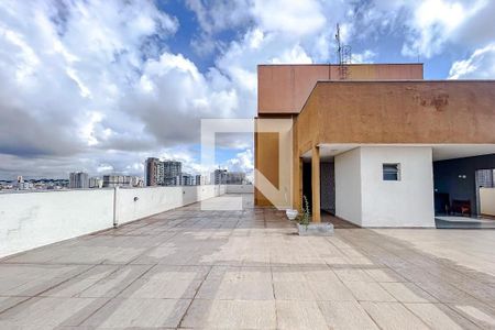 Studio para alugar com 34m², 1 quarto e sem vaga Studio para alugar com 34m², 1 quarto e sem vagaTerraço