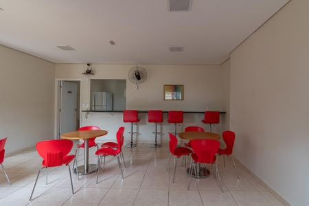 Apartamento para alugar com 67m², 2 quartos e 1 vaga Apartamento para alugar com 67m², 2 quartos e 1 vagaÁrea comum - Salão de festas