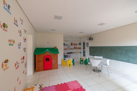 Apartamento para alugar com 67m², 2 quartos e 1 vaga Apartamento para alugar com 67m², 2 quartos e 1 vagaÁrea comum - Brinquedoteca