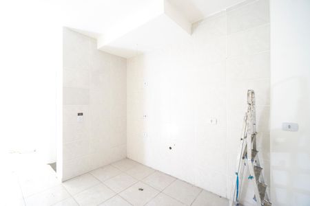 Cozinha de apartamento para alugar com 1 quarto, 36m² em Vila Granada, São Paulo
