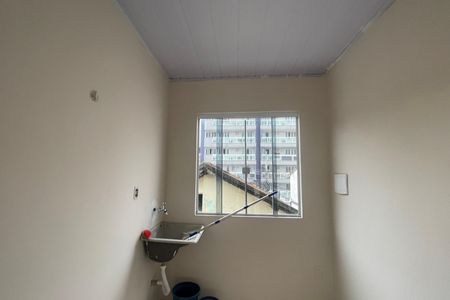 Casa para alugar com 50m², 1 quarto e sem vagaÁrea de Serviço