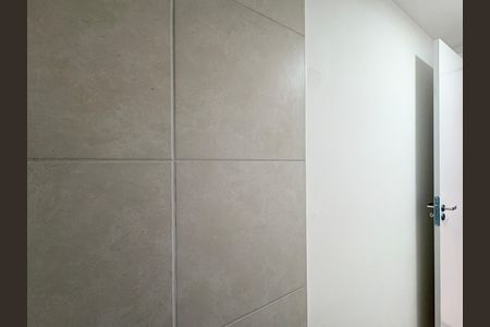 Apartamento para alugar com 36m², 2 quartos e sem vaga Apartamento para alugar com 36m², 2 quartos e sem vagaBanheiro