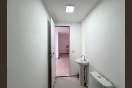 Apartamento para alugar com 36m², 2 quartos e sem vaga Apartamento para alugar com 36m², 2 quartos e sem vagaBanheiro