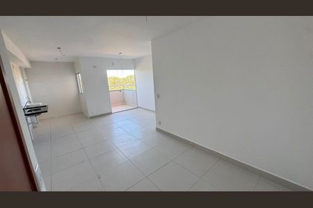 Apartamento para alugar com 2 quartos, 65m² em Novo Mundo, Uberlândia