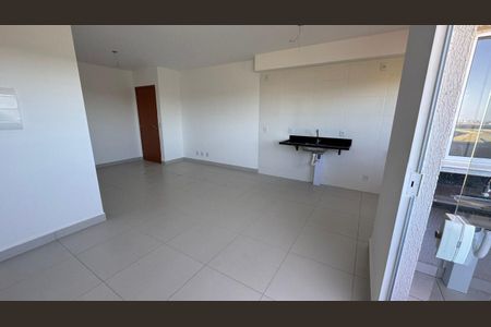 Sala de apartamento para alugar com 2 quartos, 65m² em Novo Mundo, Uberlândia