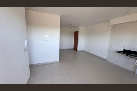 Sala de apartamento para alugar com 2 quartos, 65m² em Novo Mundo, Uberlândia