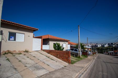 Casa de condomínio para alugar com 70m², 2 quartos e 2 vagas Casa de condomínio para alugar com 70m², 2 quartos e 2 vagasPlaca