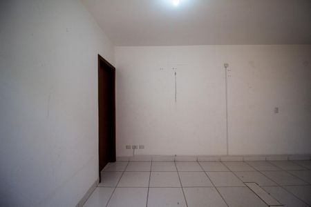 Casa de condomínio para alugar com 70m², 2 quartos e 2 vagas Casa de condomínio para alugar com 70m², 2 quartos e 2 vagasSala