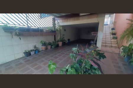 Casa à venda com 171m², 4 quartos e 3 vagas