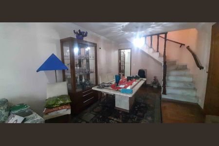 Casa à venda com 171m², 4 quartos e 3 vagas