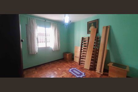 Casa à venda com 171m², 4 quartos e 3 vagas Casa à venda com 171m², 4 quartos e 3 vagasQuarto 3