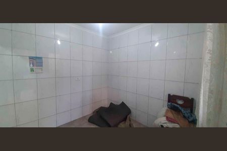Casa à venda com 171m², 4 quartos e 3 vagas Casa à venda com 171m², 4 quartos e 3 vagasEdícula