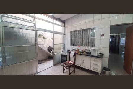 Casa à venda com 171m², 4 quartos e 3 vagas