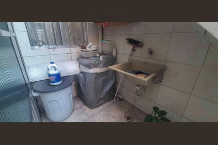 Casa à venda com 171m², 4 quartos e 3 vagas Casa à venda com 171m², 4 quartos e 3 vagasÁrea de Serviço