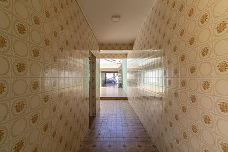 Casa para alugar com 310m², 2 quartos e 5 vagas Casa para alugar com 310m², 2 quartos e 5 vagasCorredor