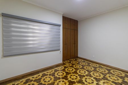 Casa para alugar com 310m², 2 quartos e 5 vagas Casa para alugar com 310m², 2 quartos e 5 vagasQuarto 2