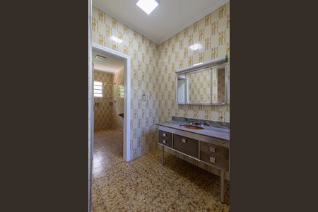 Casa para alugar com 310m², 2 quartos e 5 vagas Casa para alugar com 310m², 2 quartos e 5 vagasBanheiro