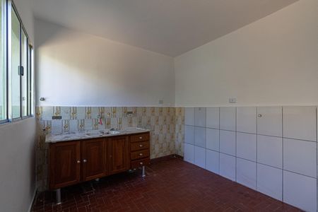 Casa para alugar com 310m², 2 quartos e 5 vagas Casa para alugar com 310m², 2 quartos e 5 vagasEdícula - Cozinha