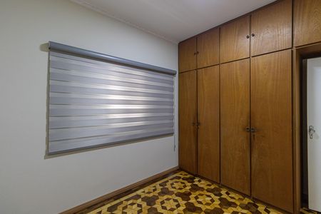 Casa para alugar com 310m², 2 quartos e 5 vagas Casa para alugar com 310m², 2 quartos e 5 vagasQuarto 1