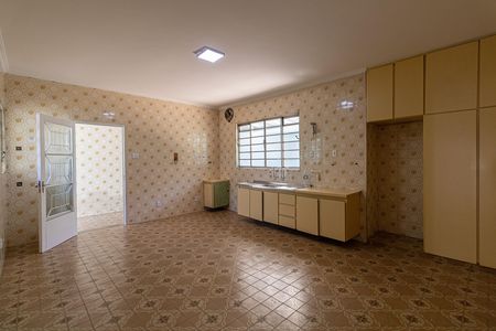 Casa para alugar com 310m², 2 quartos e 5 vagas Casa para alugar com 310m², 2 quartos e 5 vagasCozinha