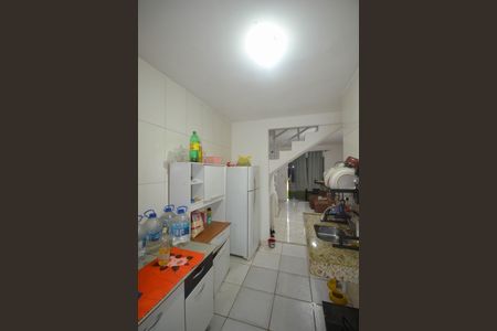 Casa para alugar com 0m², 2 quartos e 1 vaga Casa para alugar com 0m², 2 quartos e 1 vagaCozinha