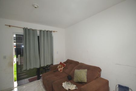 Casa para alugar com 0m², 2 quartos e 1 vaga Casa para alugar com 0m², 2 quartos e 1 vagaSala