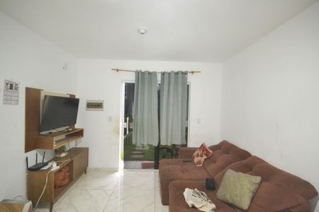 Sala de casa para alugar com 2 quartos, 0m² em Austin, Nova Iguaçu
