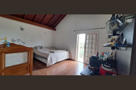 Casa à venda com 380m², 4 quartos e 6 vagas Casa à venda com 380m², 4 quartos e 6 vagasQuarto 3