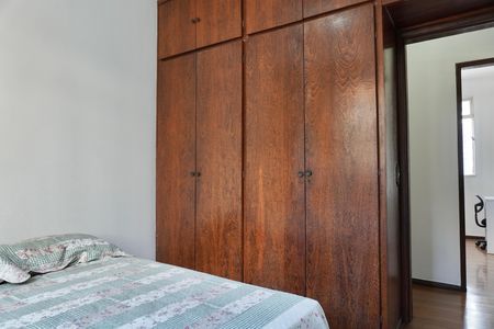 Quarto 2 de apartamento para alugar com 3 quartos, 90m² em Nova Suíça, Belo Horizonte