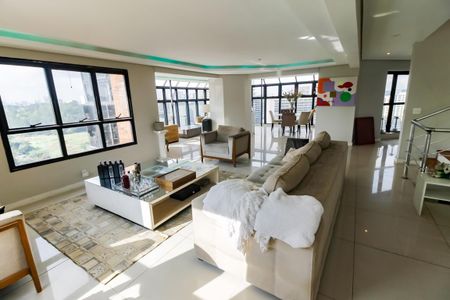 Apartamento para alugar com 317m², 3 quartos e 5 vagas Apartamento para alugar com 317m², 3 quartos e 5 vagasSala