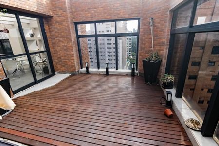 Apartamento para alugar com 317m², 3 quartos e 5 vagas Apartamento para alugar com 317m², 3 quartos e 5 vagasÁrea cobertura